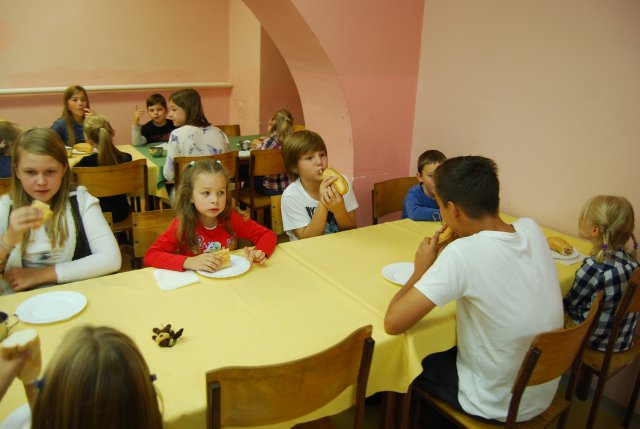 gradimo prijateljstvo 165
